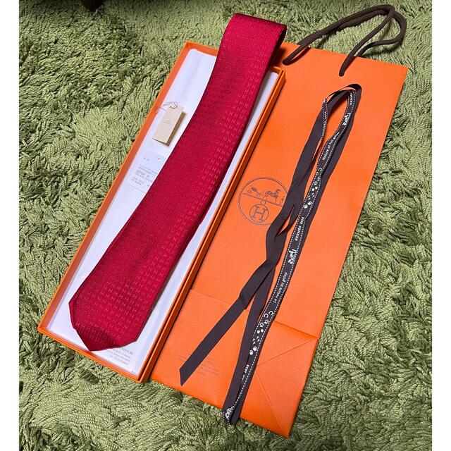 Hermes(エルメス)のエルメス HERMES ネクタイ レッド 【大剣幅8cm】 メンズのファッション小物(ネクタイ)の商品写真