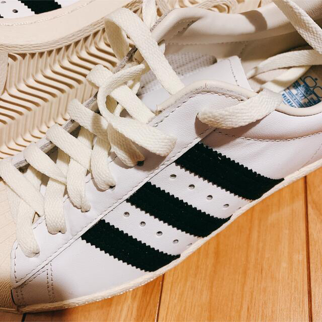 adidas(アディダス)のadidas アディダス スーパースター 24.5cm レディースの靴/シューズ(スニーカー)の商品写真