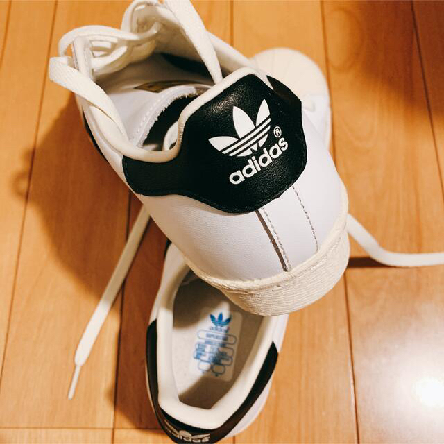 adidas(アディダス)のadidas アディダス スーパースター 24.5cm レディースの靴/シューズ(スニーカー)の商品写真