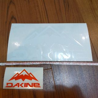 ダカイン(Dakine)のDAKINE マウンテンロゴ ステッカー ホワイト大小2枚セット(その他)