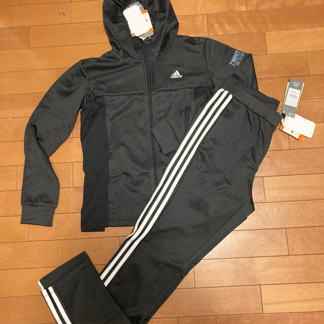 adidas(アディダス)のアディダス　ジャージ上下セット レディースのトップス(パーカー)の商品写真