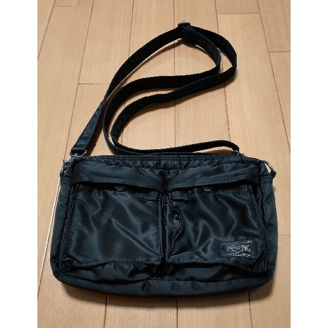 PORTER(ポーター)のポーター　ショルダーバッグ　黒 メンズのバッグ(ショルダーバッグ)の商品写真