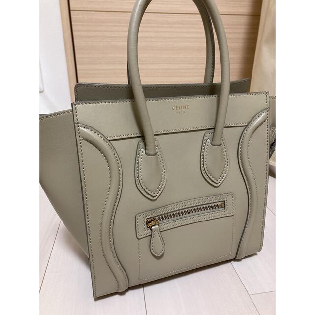 celine(セリーヌ)のセリーヌ  ラゲージ　マイクロ　ライトベージュ レディースのバッグ(ハンドバッグ)の商品写真