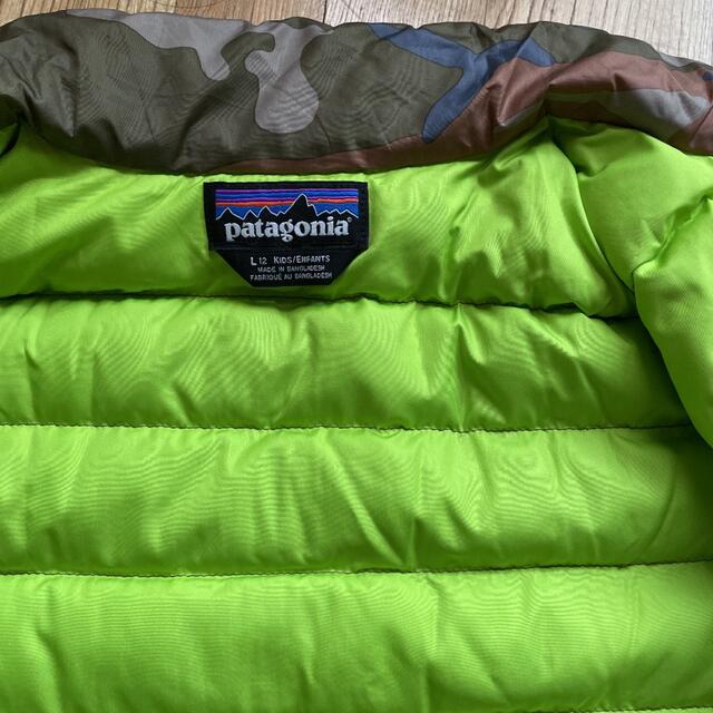 patagonia(パタゴニア)の美品 Patagonia 迷彩 カモフラ ボーイズダウンセーター L (12) メンズのジャケット/アウター(ダウンジャケット)の商品写真