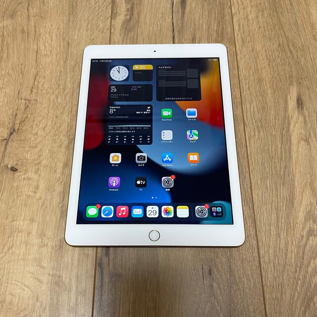 美品 ios12 ipad 2017 docomo 32GBスマホ/家電/カメラ