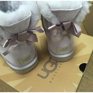 アグ(UGG)のugg ムートン モーヴピンクグレー 送料込み(ブーツ)