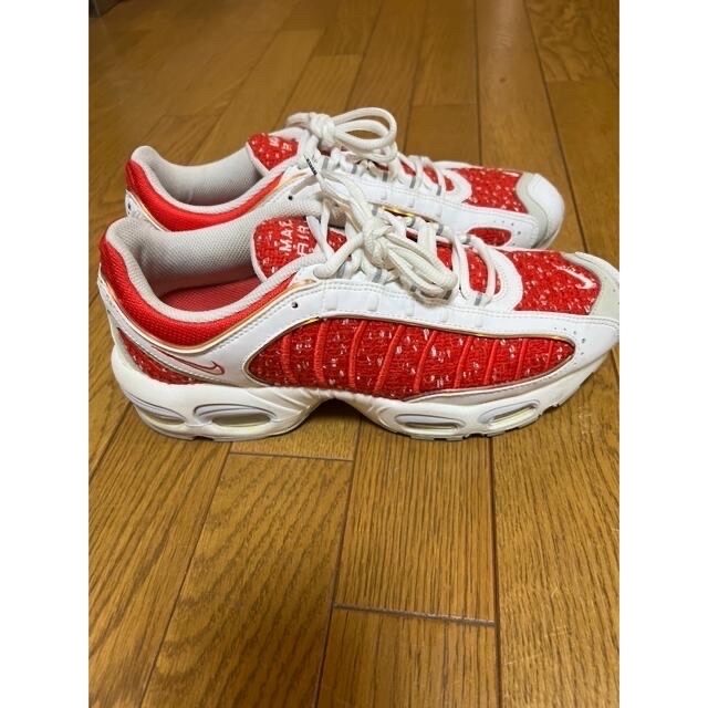 Supreme(シュプリーム)のSUPREME × NIKE AIR MAX TAILWIND 4 RED メンズの靴/シューズ(スニーカー)の商品写真