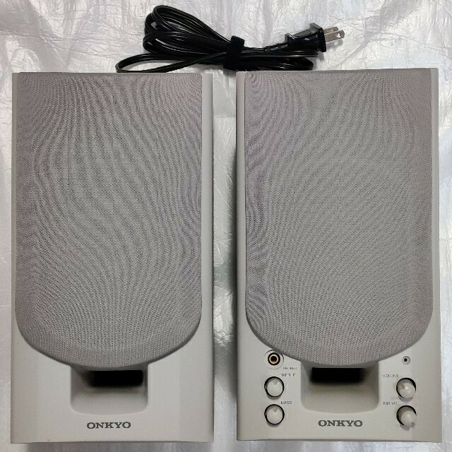 ONKYO(オンキヨー)の取説付／動作確認済 ONKYO GX-70AX(W) スピーカー スマホ/家電/カメラのオーディオ機器(スピーカー)の商品写真