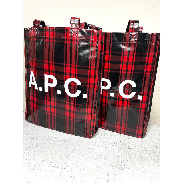A.P.C(アーペーセー)の大人気　A.P.C LOU  チェック柄トートバッグ レディースのバッグ(トートバッグ)の商品写真