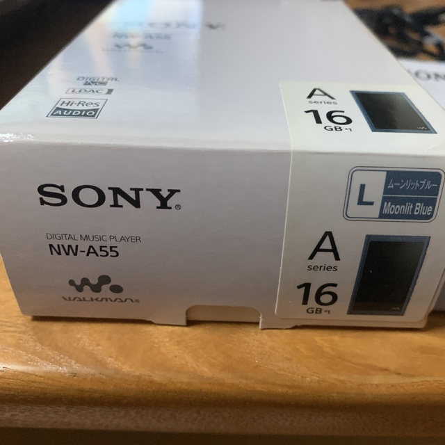 SONY(ソニー)のSONY  ウォークマン Aシリーズ NW-A55(L) スマホ/家電/カメラのオーディオ機器(ポータブルプレーヤー)の商品写真