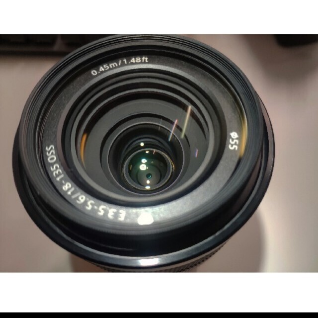 SONY(ソニー)のソニー レンズ E 18-135mm ソニー Eマウント用  SEL18135 スマホ/家電/カメラのカメラ(レンズ(ズーム))の商品写真