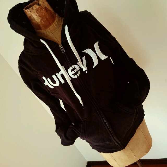 Hurley - Hurley レディースパーカー💗の通販 by muse's shop ...