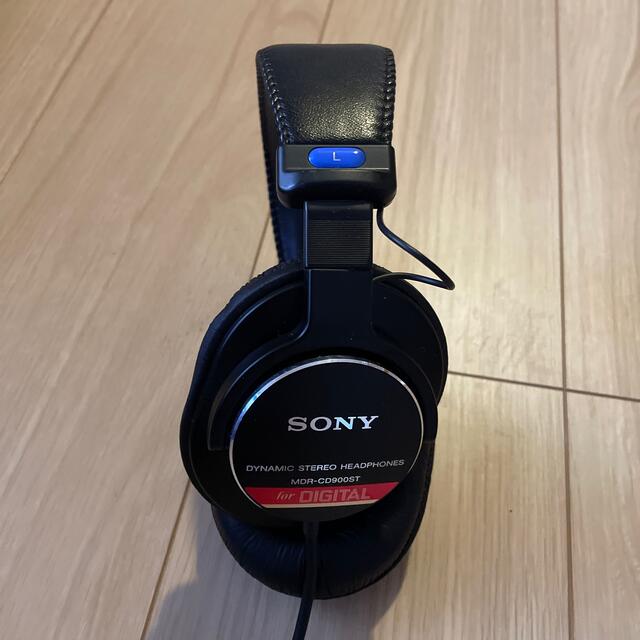 SONY(ソニー)の★美品　SONY MDR-CD900ST スマホ/家電/カメラのオーディオ機器(ヘッドフォン/イヤフォン)の商品写真