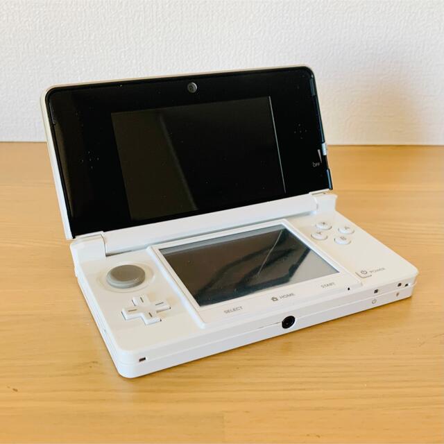 【美品、箱説明書付き】ニンテンドー 3DS ホワイト&マリオカート7 1
