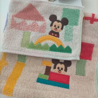 ディズニー(Disney)の【新品タグ付き】タオルハンカチ大小2枚セット ディズニーkideaミッキー(タオル)