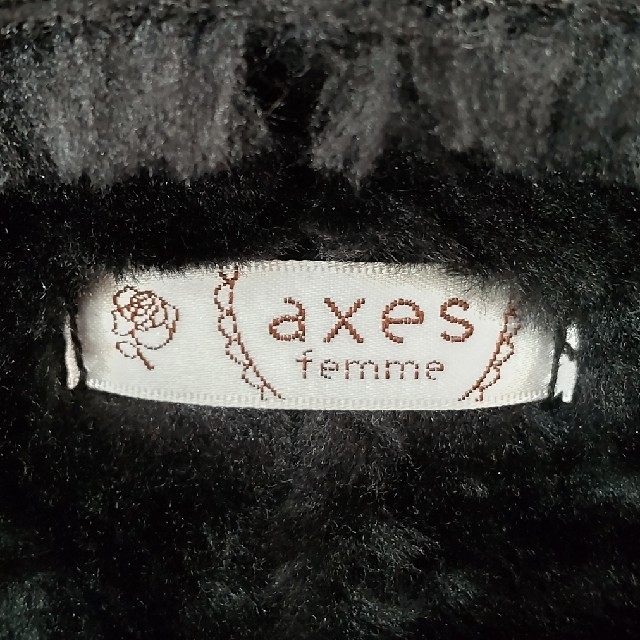axes femme(アクシーズファム)のaxes femme 黒ファーコート レディースのジャケット/アウター(毛皮/ファーコート)の商品写真