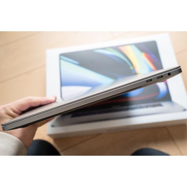 Apple(アップル)のMacBook Pro 2300/16 MVVK2J/A   スペースグレイ スマホ/家電/カメラのPC/タブレット(ノートPC)の商品写真