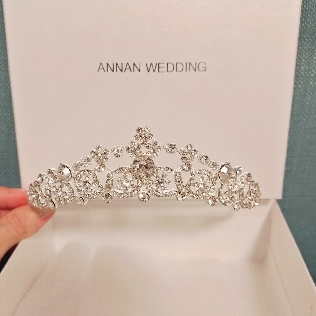 Annan Wedding クリスタル ティアラ ハンドメイドのウェディング(ヘッドドレス/ドレス)の商品写真