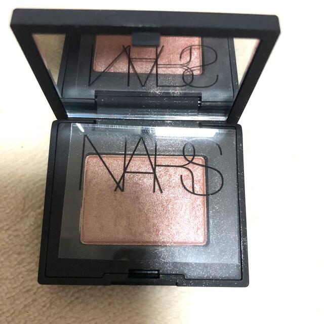 NARS シングルアイシャドー　5330 コスメ/美容のベースメイク/化粧品(アイシャドウ)の商品写真