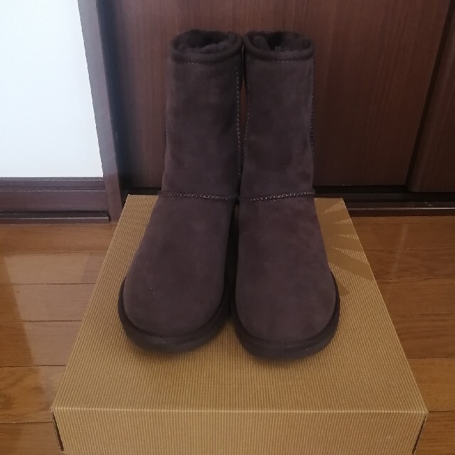 ugg classic short ブーツ　新品