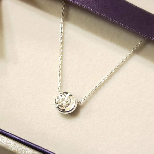 スタージュエリー 0.25ct プラチナ製 ムーンセッティング ネックレス