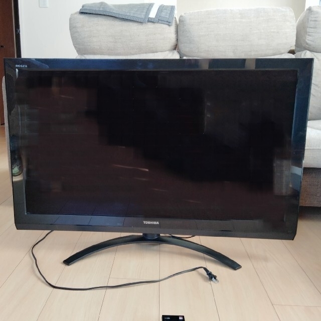 液晶テレビ(TOSHIBA／REGZA)37インチ - 家電