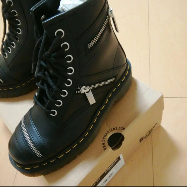 Dr.Martens(ドクターマーチン)の ドクターマーチン  1460 BEX ZIP ベックス ジップ   レディースの靴/シューズ(ブーツ)の商品写真