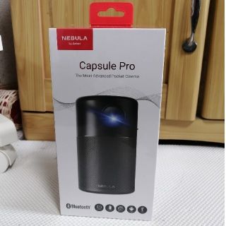 ANKERのプロジェクターCapsule PRO(プロジェクター)