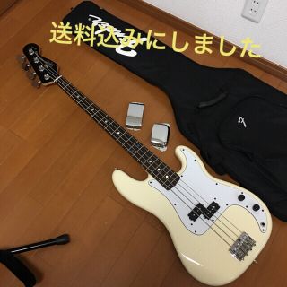 フェンダー(Fender)のプレシジョン ベース(エレキベース)