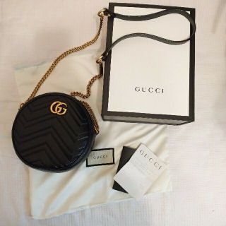 グッチ(Gucci)の【美品】グッチ〔GGマーモント〕キルティング ラウンド ミニ ショルダーバッグ(ショルダーバッグ)