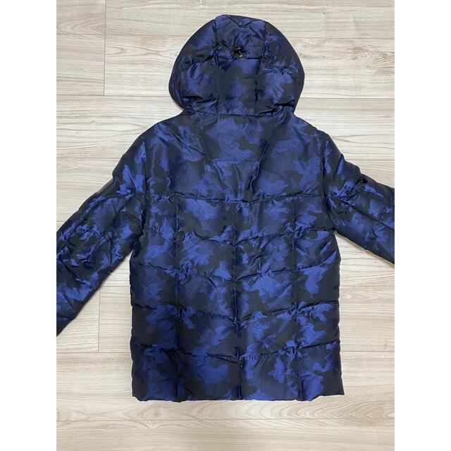 ARMANI EXCHANGE - 青と黒の迷彩柄 ダウンジャケット 値下げしましたの