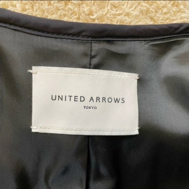 UNITED ARROWS(ユナイテッドアローズ)のユナイテッドアローズ　ノーカラーボアコート　36 レディースのジャケット/アウター(ロングコート)の商品写真