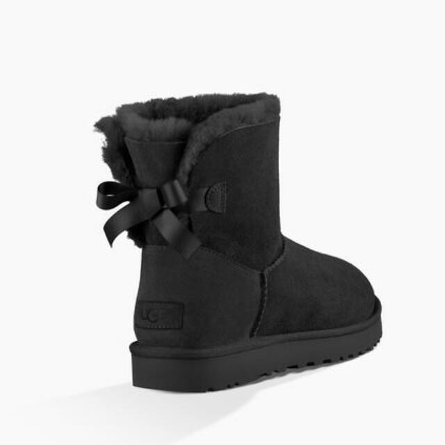 UGG アグ ムートンブーツ ブラック  本日限定価格シープスキンアウトソール