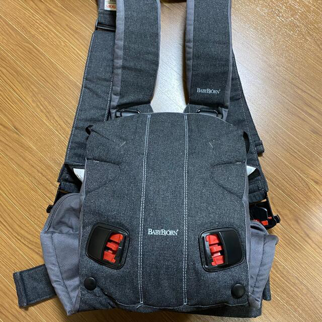 最終値下げ❗️BABYBJORN  ONEKAI グレー