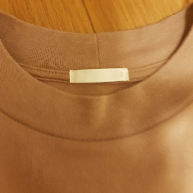 GU 厚手Tシャツ S レディース レディースのトップス(Tシャツ(半袖/袖なし))の商品写真