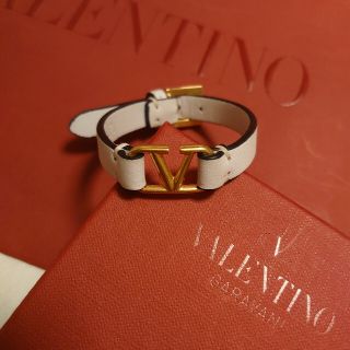 ヴァレンティノガラヴァーニ(valentino garavani)のVALENTINO🎀ブレスレット(ブレスレット/バングル)