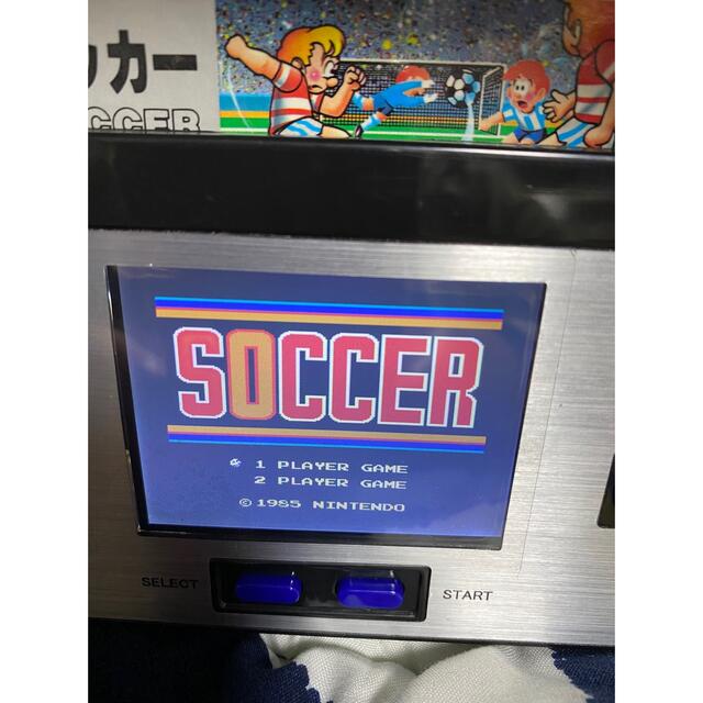 ファミリーコンピュータ(ファミリーコンピュータ)の送料込 サッカー ファミコン ニンテンドー エンタメ/ホビーのゲームソフト/ゲーム機本体(家庭用ゲームソフト)の商品写真