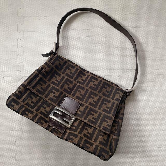 数々のアワードを受賞】 フェンディ 美品 FENDI - FENDI ズッカ柄 ...