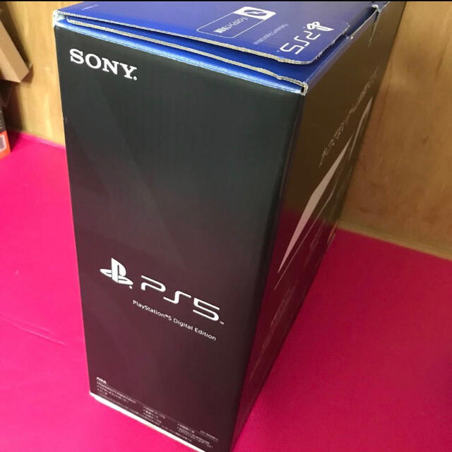 PlayStation(プレイステーション)のSONY PlayStation5 プレイステーション5 デジタルエディション エンタメ/ホビーのゲームソフト/ゲーム機本体(家庭用ゲーム機本体)の商品写真