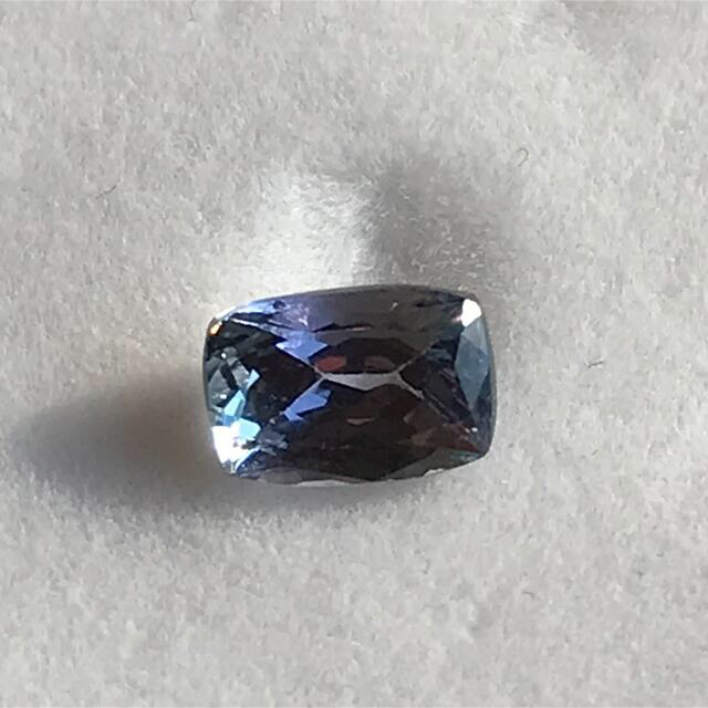 新品　バイカラータンザナイト　非加熱　ルース　1.75ct