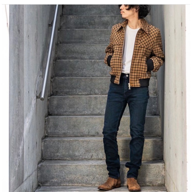 DRIES VAN NOTEN(ドリスヴァンノッテン)の出品明日まで　DRIES VAN NOTEN 20aw  look1 定価18万 メンズのジャケット/アウター(ブルゾン)の商品写真