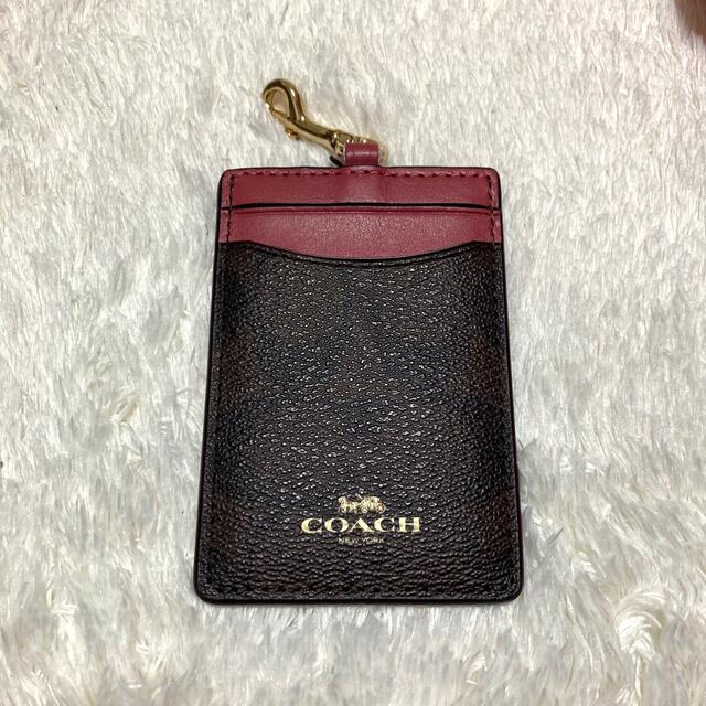 COACH(コーチ)のCOACH 定期入れ　パスケース レディースのファッション小物(名刺入れ/定期入れ)の商品写真