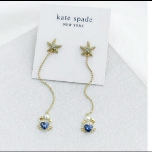 kate spade new york(ケイトスペードニューヨーク)の【新品】kate spadeケイトスペード シースタークラブリニアピアス カニ レディースのアクセサリー(ピアス)の商品写真