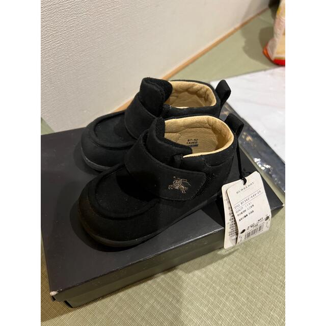 BURBERRY(バーバリー)のバーバリー靴13センチ　新品　タグ付き キッズ/ベビー/マタニティのベビー靴/シューズ(~14cm)(スニーカー)の商品写真