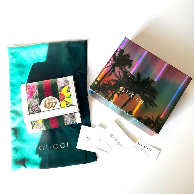 開店記念セール！ 【新品未使用】GUCCI - Gucci グッチ 折り財布 Flora