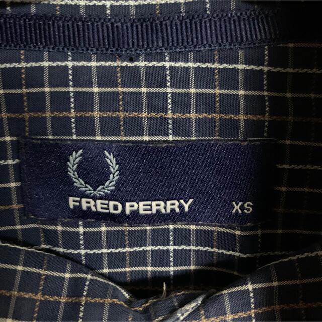 【定番】FRED PERRY フレッドペリー　チェック柄　ロゴ刺繍　BDシャツ 1