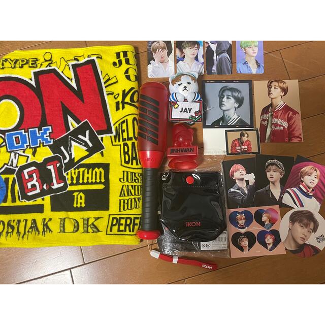 iKON(アイコン)のiKON ジナン コンバット ペンライト ステッカー タオル カード グッズ エンタメ/ホビーのCD(K-POP/アジア)の商品写真