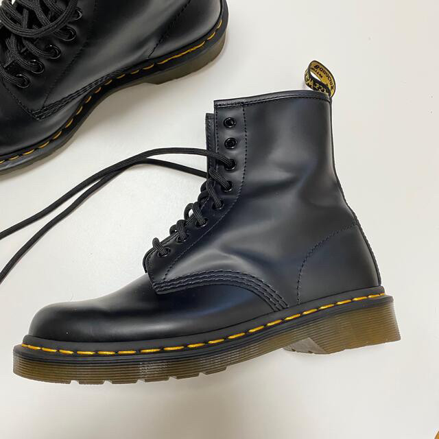 Dr.Martens(ドクターマーチン)の【にこ様専用】Dr.martens ブーツ 8ホール ブラック レディースの靴/シューズ(ブーツ)の商品写真