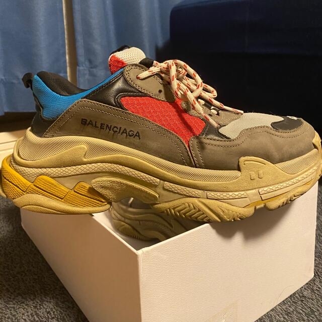 Balenciaga(バレンシアガ)の【Pakehara69様専用】aBALENCIAGA Triple S 42 メンズの靴/シューズ(スニーカー)の商品写真