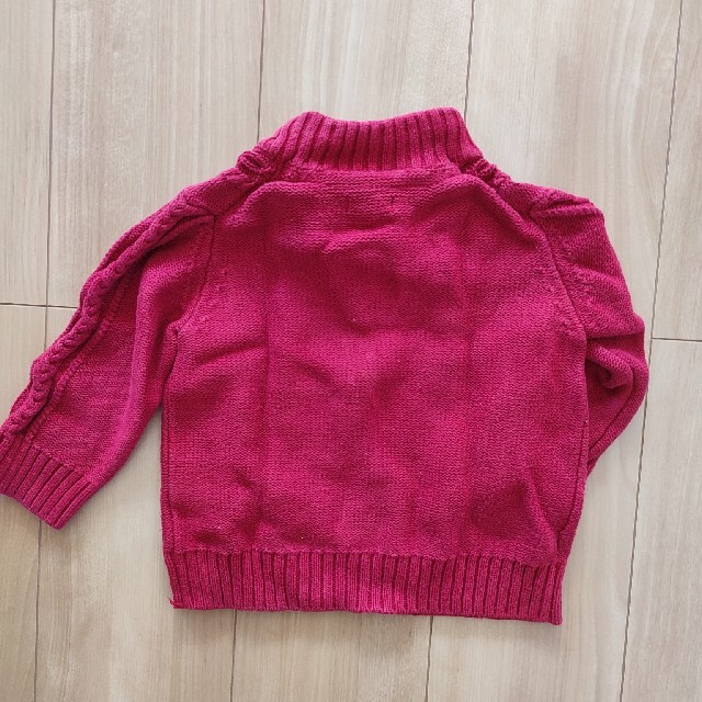 babyGAP(ベビーギャップ)のベビーギャップ　セーター　赤　90cm キッズ/ベビー/マタニティのキッズ服男の子用(90cm~)(ニット)の商品写真